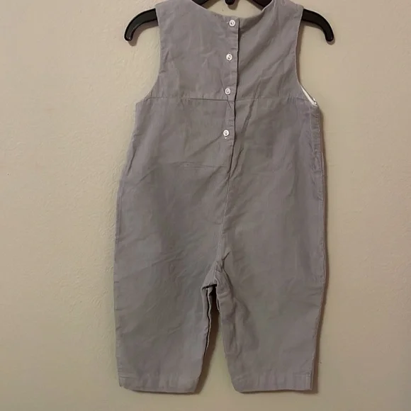 𝅺BOUTIQUE Style Onesie 12M - Picture 3 of 4